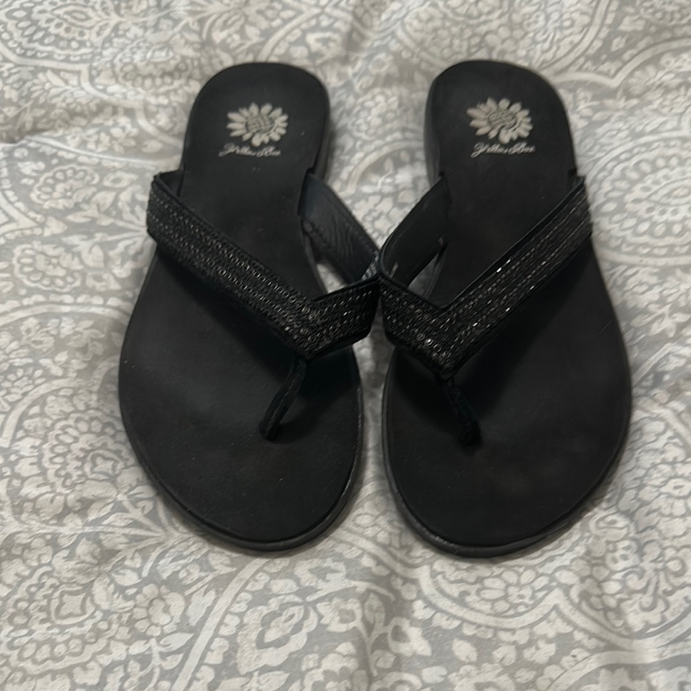 Yellow Box Black Sandals